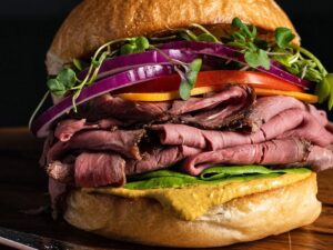 ROAST BEEF & CHEDDAR